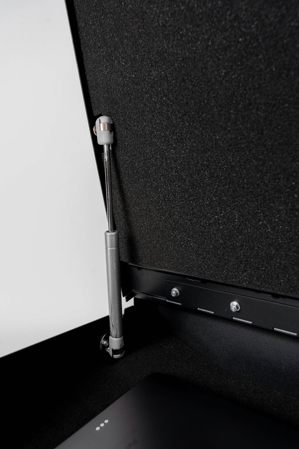 BoostedSafe Elite: Fingerprint, Key & Digital Combo