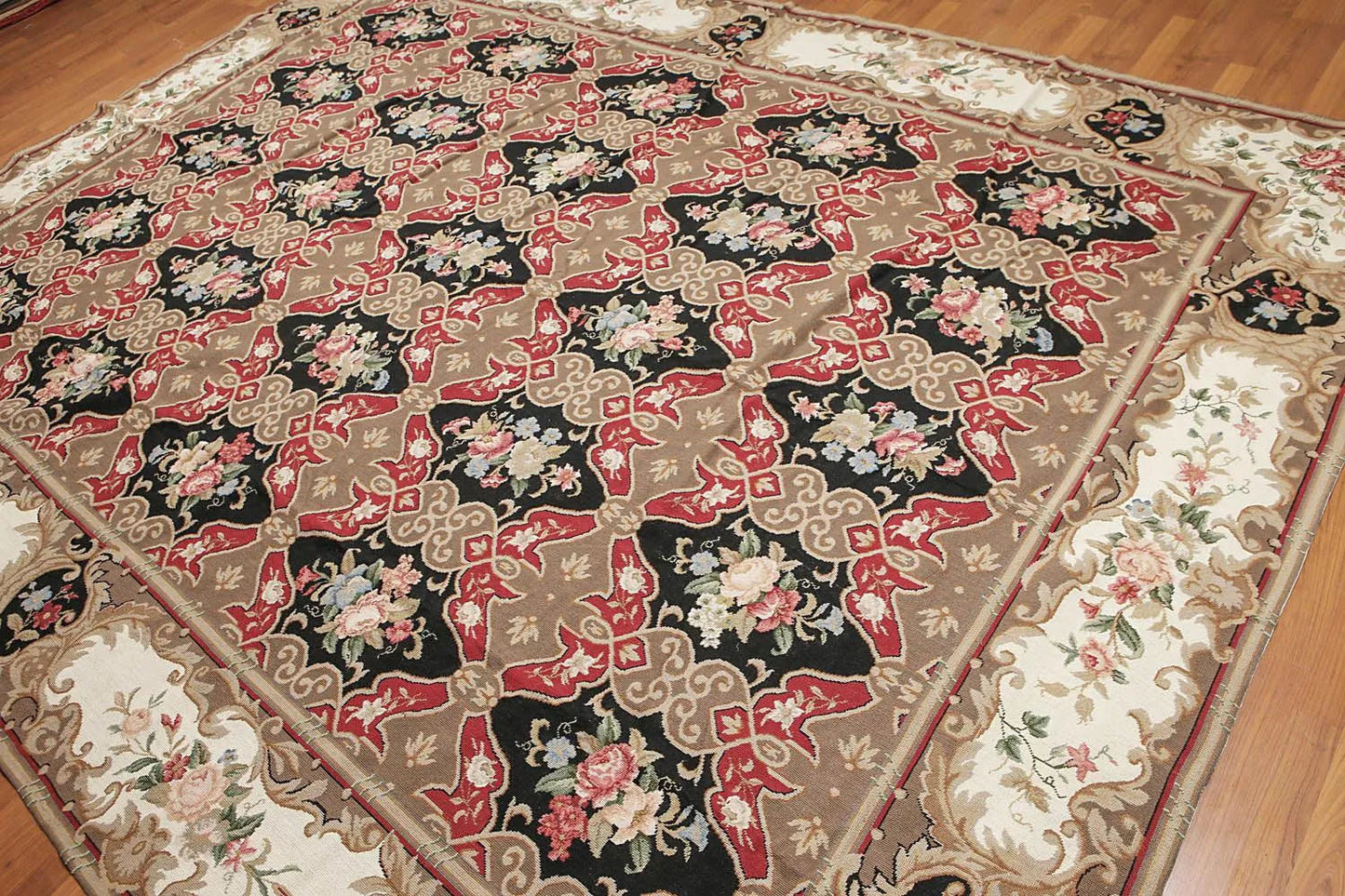 Hand woven Wool French Flatweave Rug